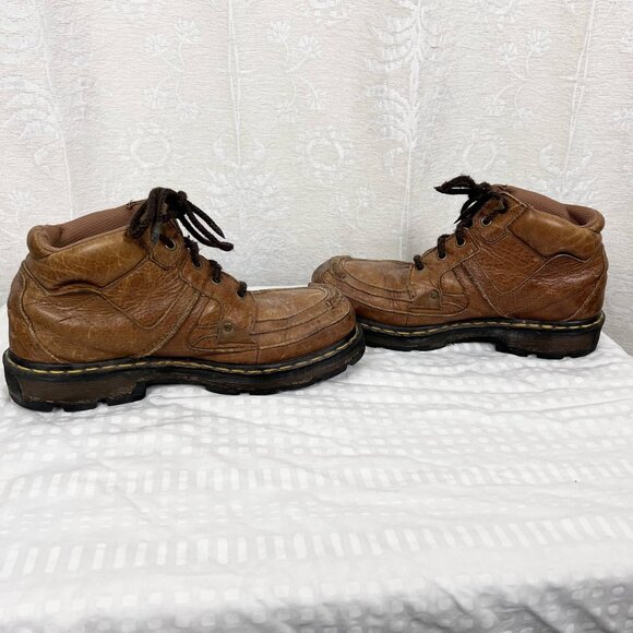 Dr. Martens Moc Toe Ankle Boot brown leather yellow stitch sole US 9M rugged